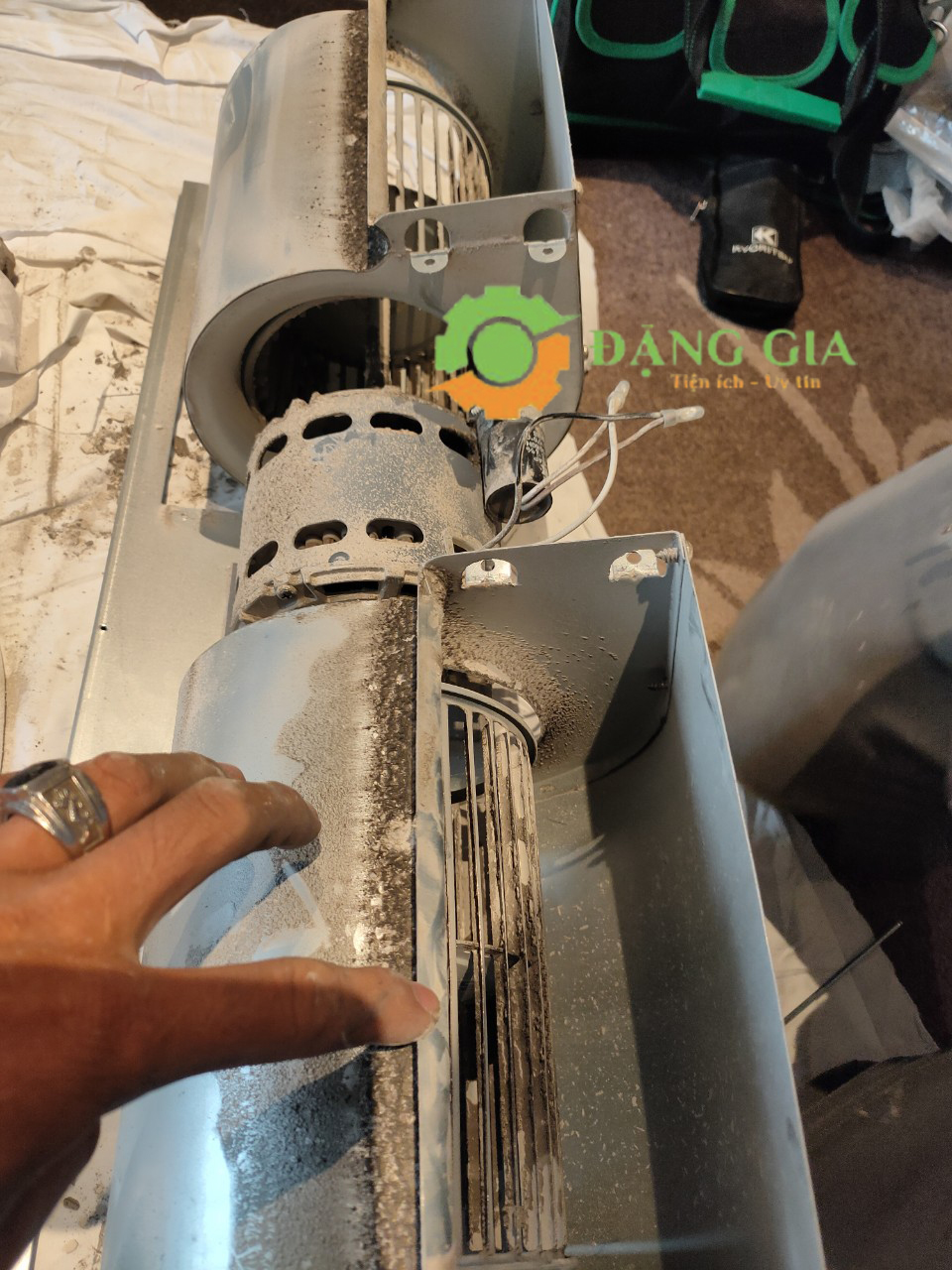 vệ sinh máy lạnh định kỳ tốt nhất tại tân phú