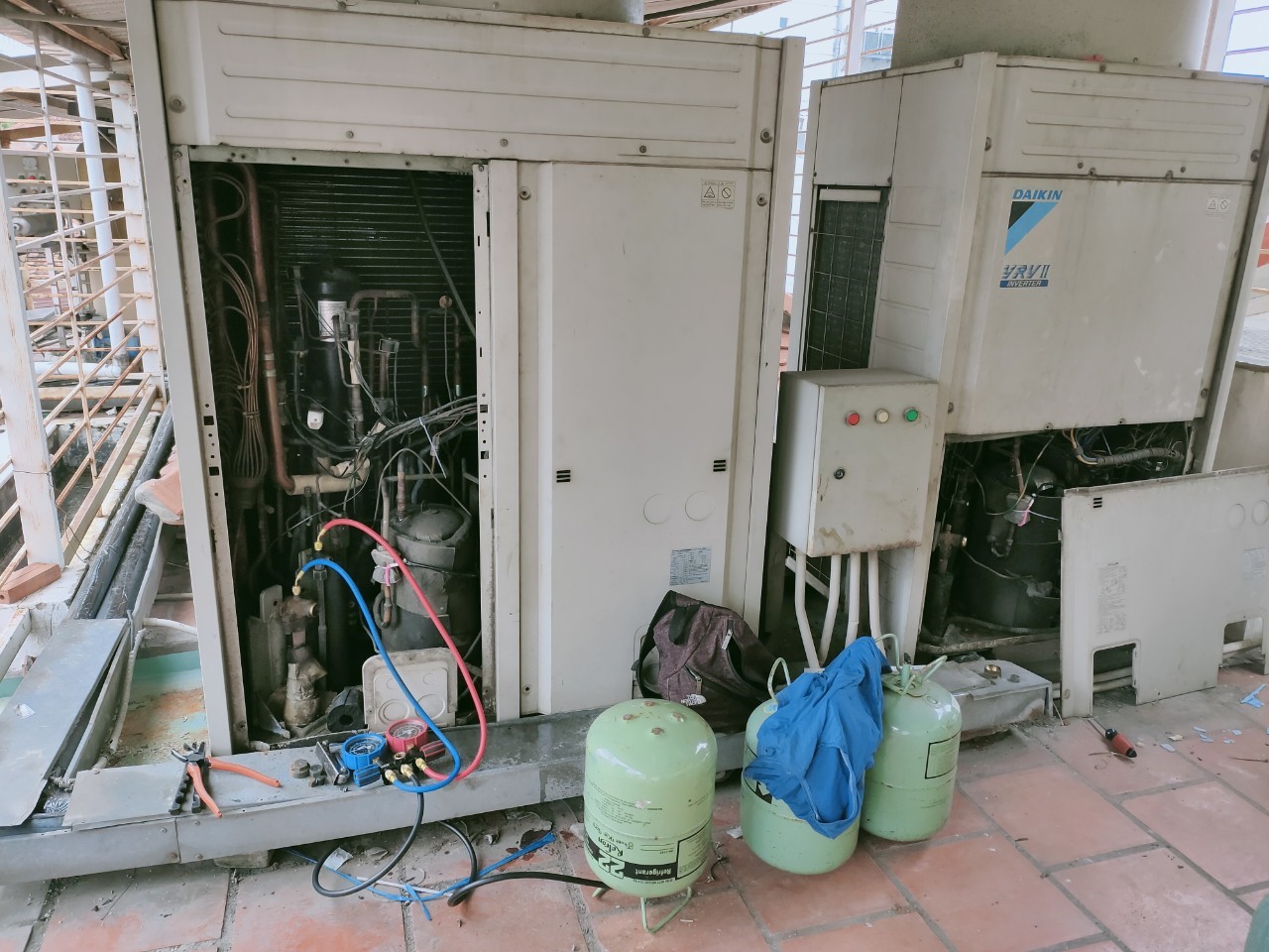 vệ sinh máy lạnh đặng gia