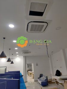 máy lạnh âm trần giá rẻ