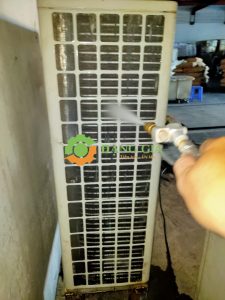 thợ sửa máy lạnh tại Hóc Môn