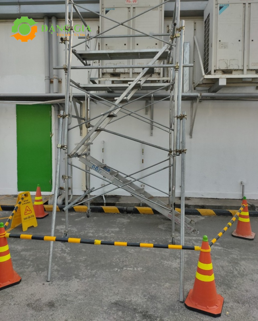 SỬA CHỮA MÁY LẠNH TREO TƯỜNG