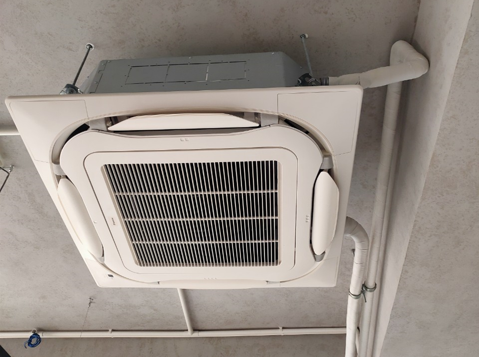 điều hòa âm trần cassette 1