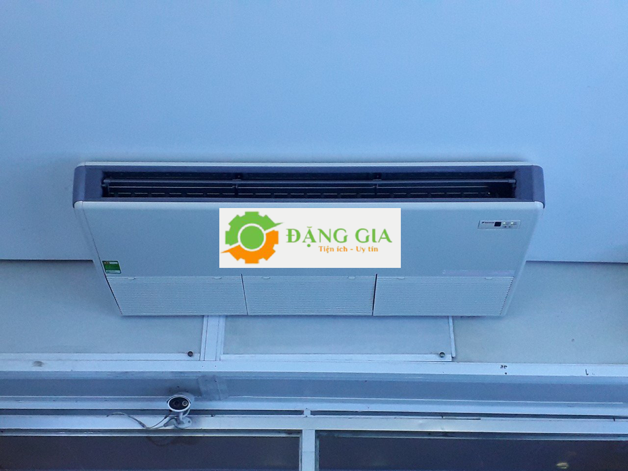 sửa chữa vệ sinh máy lạnh Hóc Môn