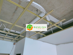 thợ sửa chữa máy lạnh hóc môn