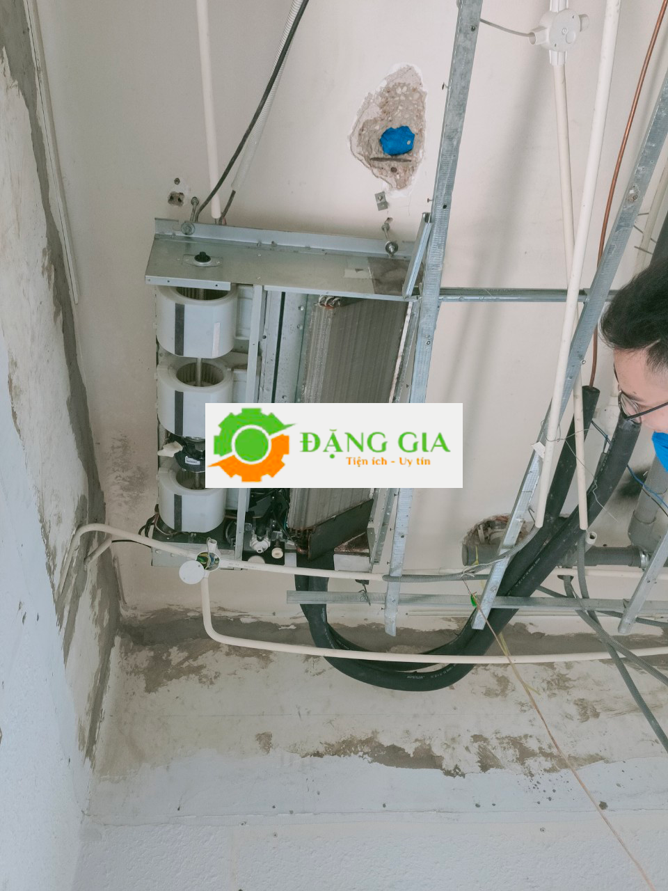 dịch vụ sửa chữa điều hòa quận Hóc Môn