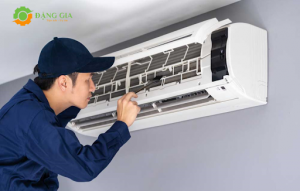 sửa chữa máy lạnh tại nhà quận Hóc Môn